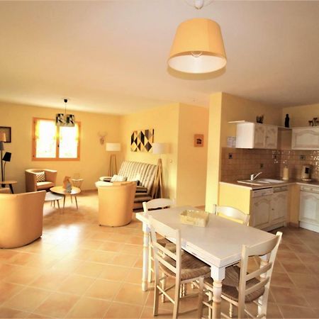 Residence U Melu Grand T3 Jaune A L'Etage Тьючча Экстерьер фото